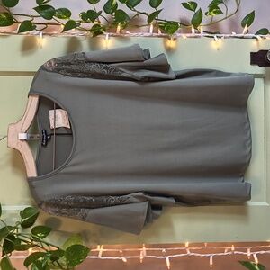 Women's Alison Andrews Lace Batwing Blouse Earth Sage Green XL